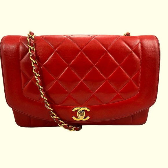 CHANEL Handbags - Chanel classic Diana Flap classic red handbag bag